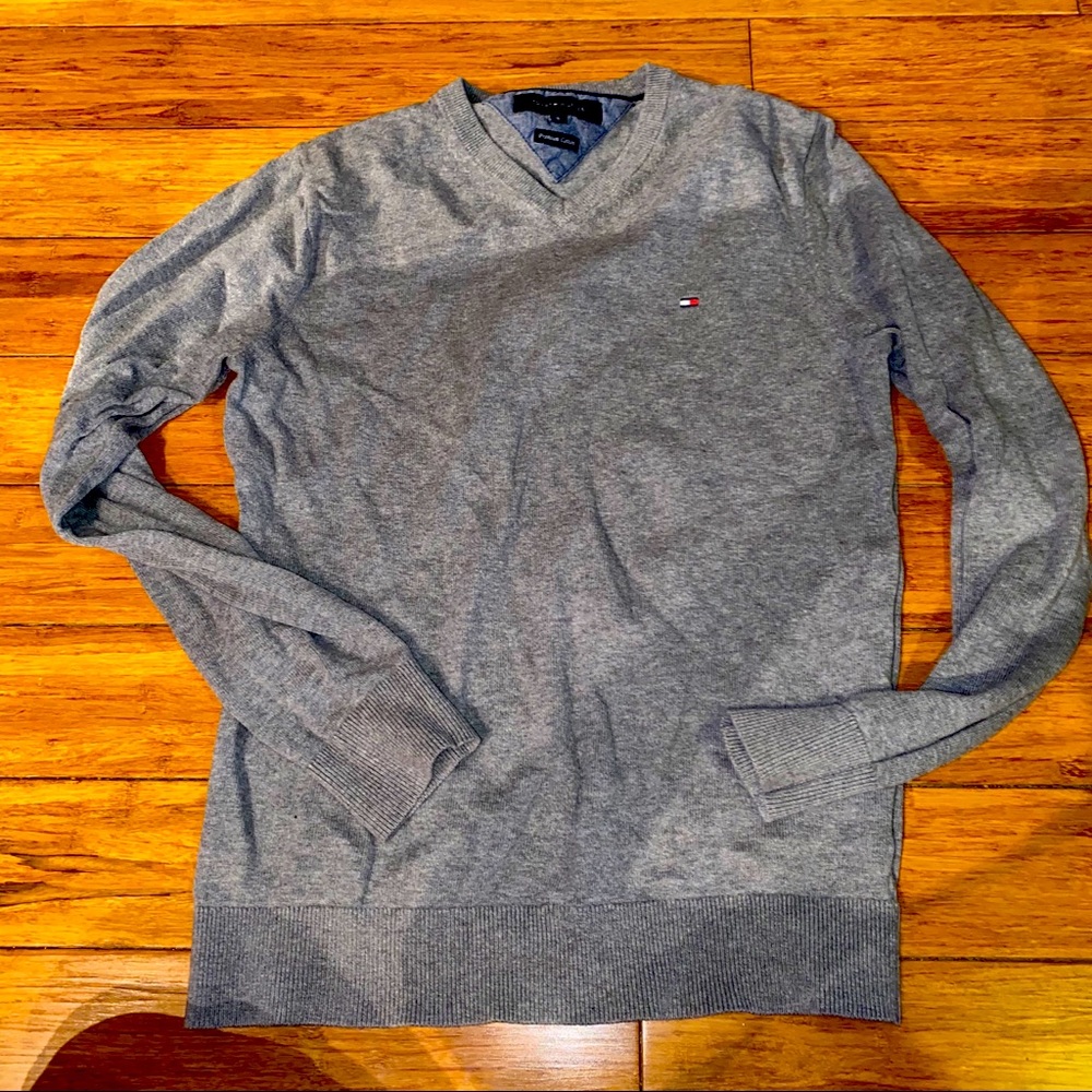 Tommy Hilfiger V-neck sweater